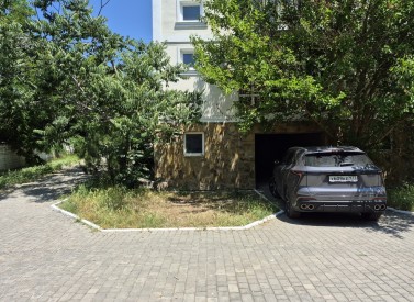 Парковка, гостевой дом «Лев»